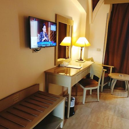 Amarina Queen Resort & Aqua Park Marsa Alam Esterno foto