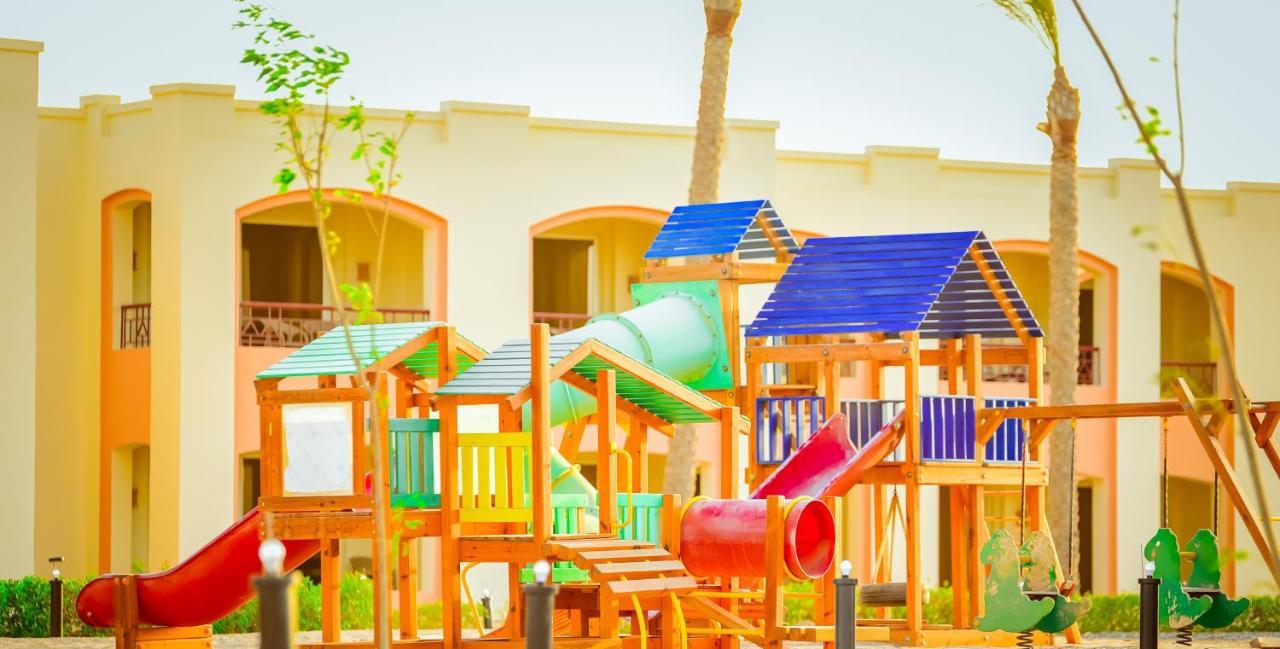 Amarina Queen Resort & Aqua Park Marsa Alam Esterno foto