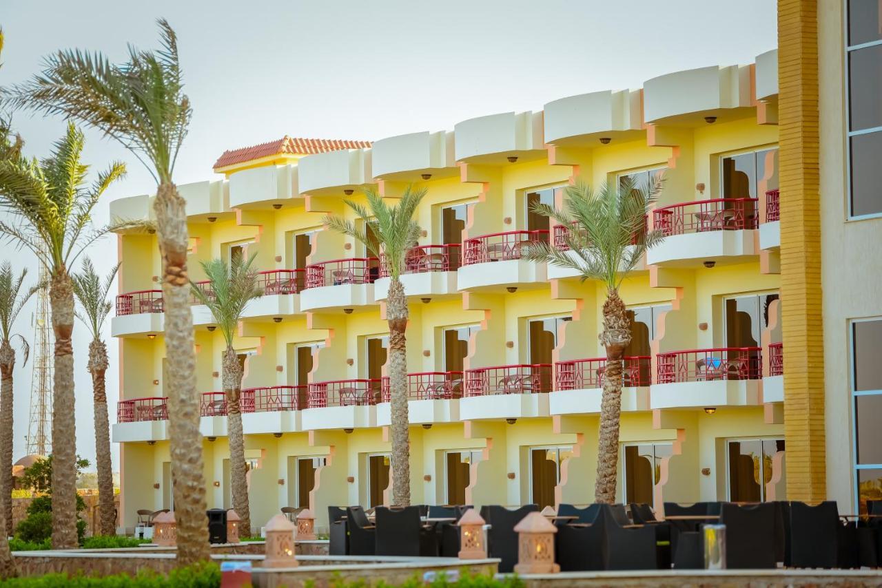 Amarina Queen Resort & Aqua Park Marsa Alam Esterno foto