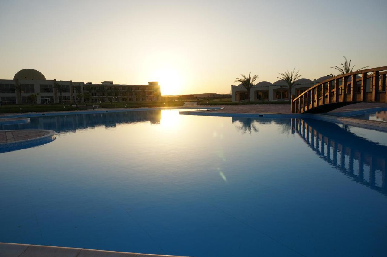 Amarina Queen Resort & Aqua Park Marsa Alam Esterno foto