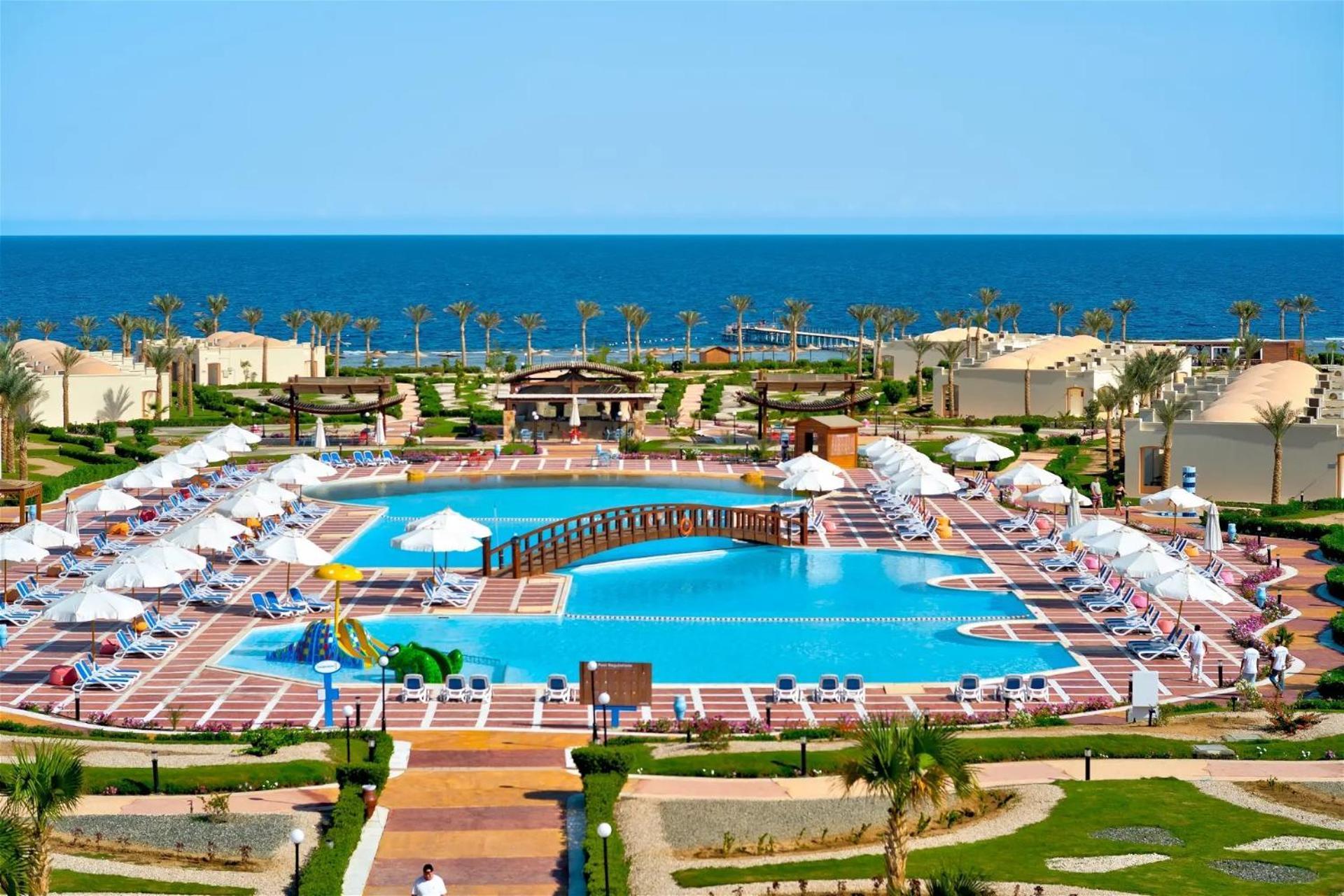 Amarina Queen Resort & Aqua Park Marsa Alam Esterno foto