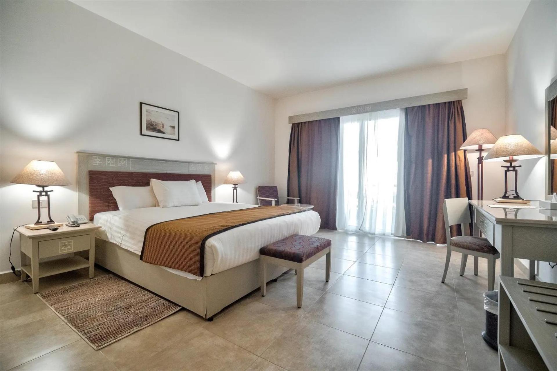 Amarina Queen Resort & Aqua Park Marsa Alam Esterno foto