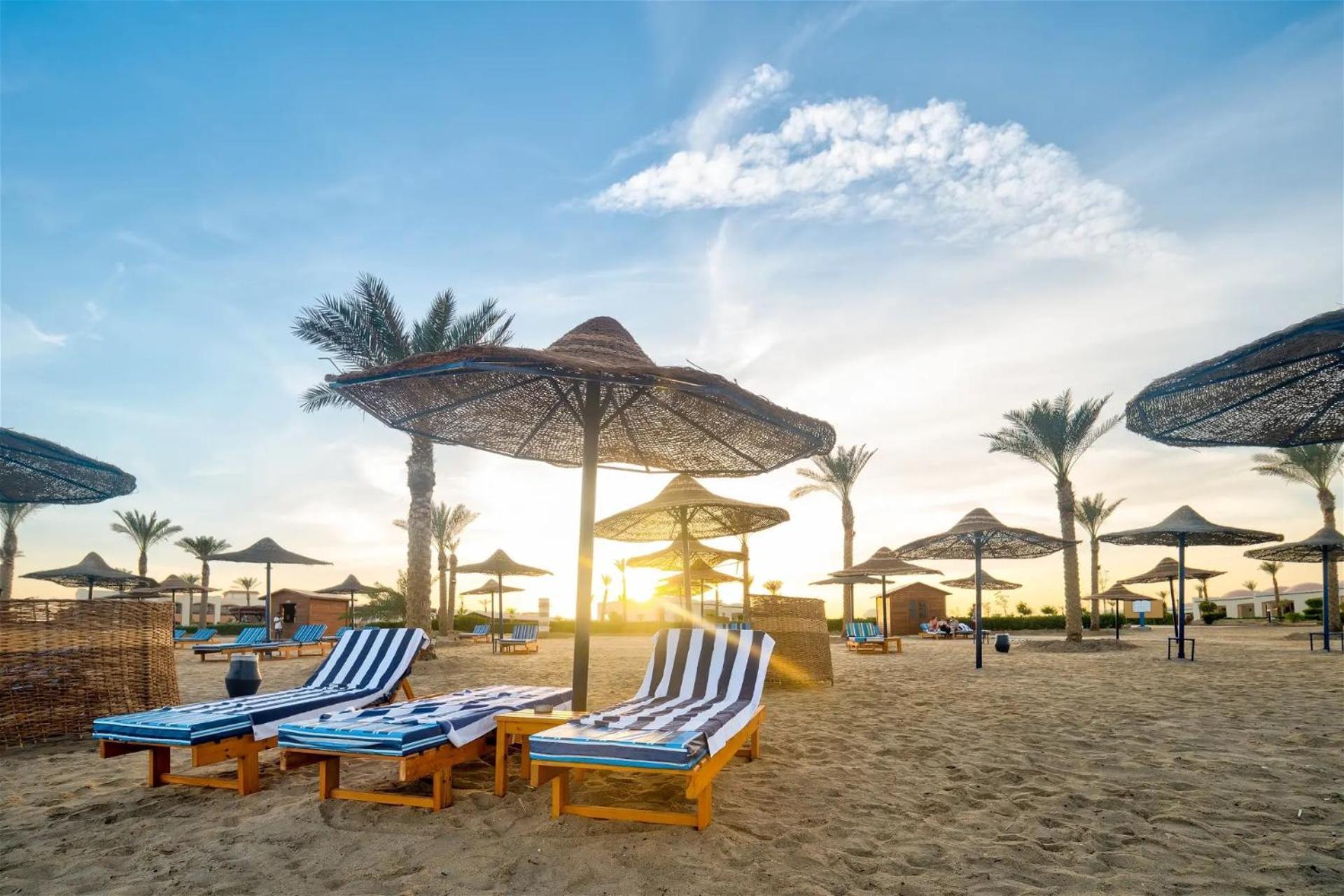 Amarina Queen Resort & Aqua Park Marsa Alam Esterno foto