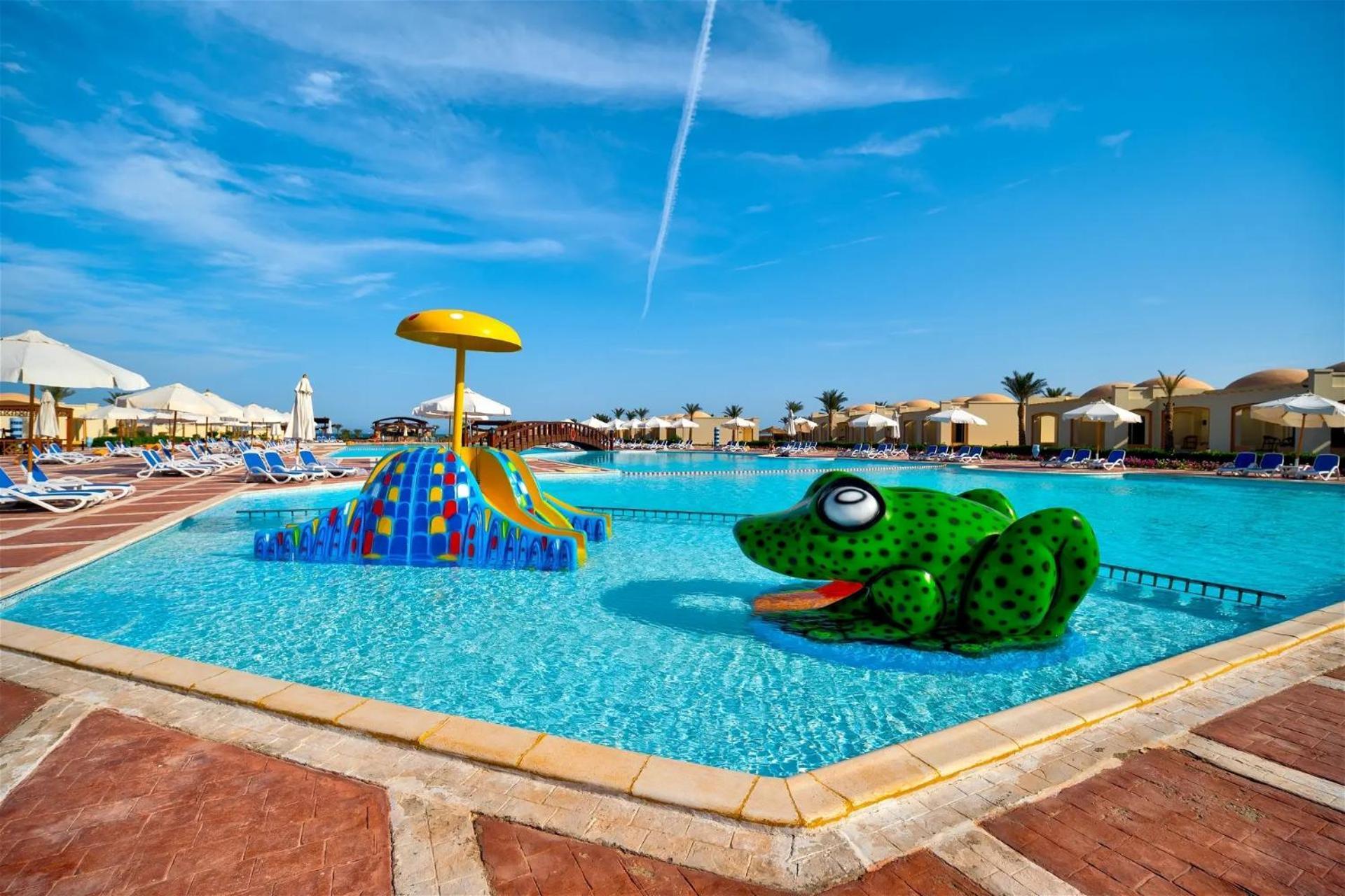 Amarina Queen Resort & Aqua Park Marsa Alam Esterno foto