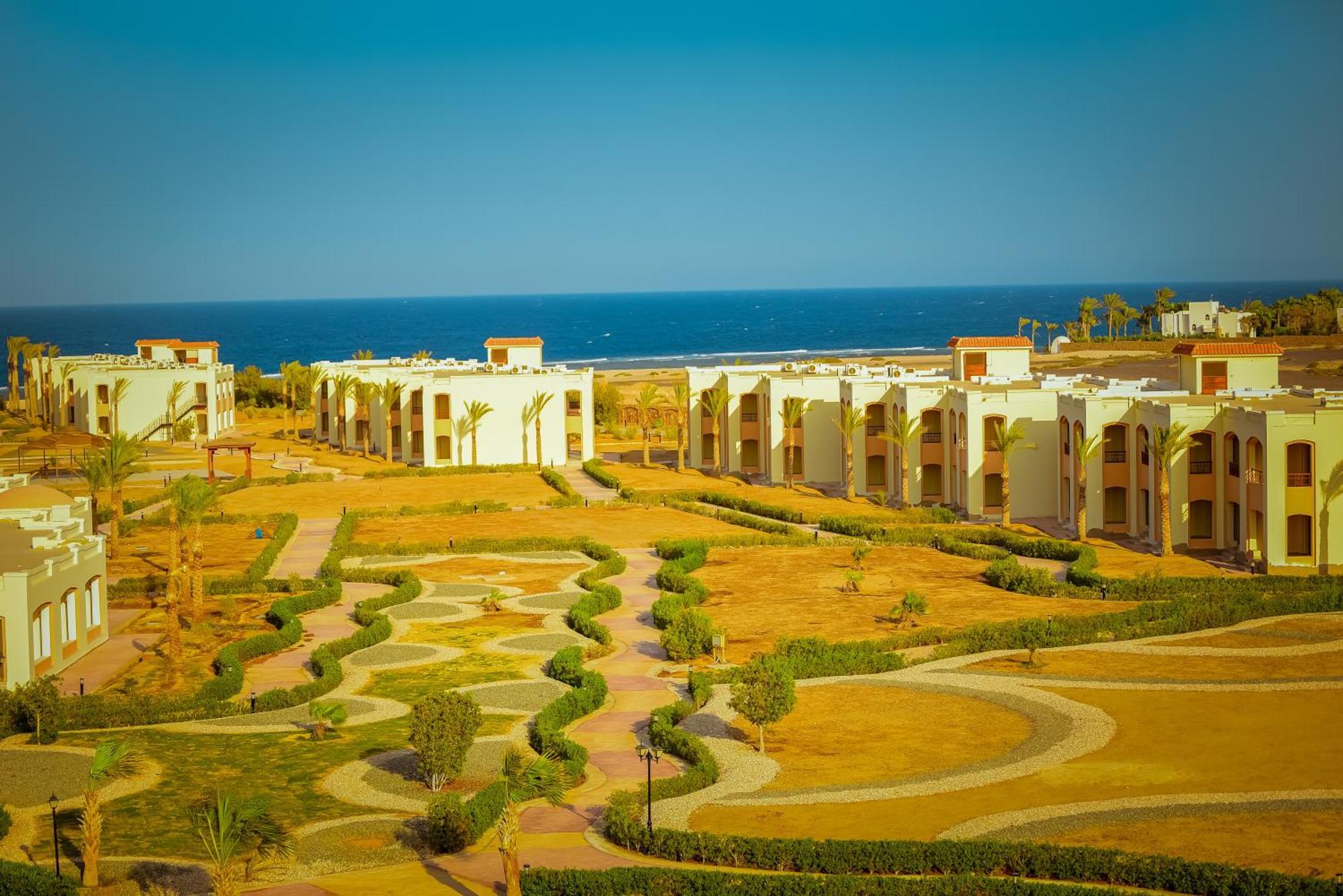 Amarina Queen Resort & Aqua Park Marsa Alam Esterno foto